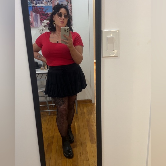 Meet your Posher, Genessa - Picture 4 of 7